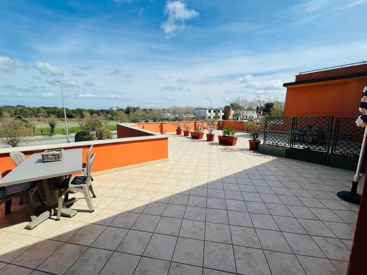 Regina Del Mare Holiday Apartments Tirrenia Exterior foto