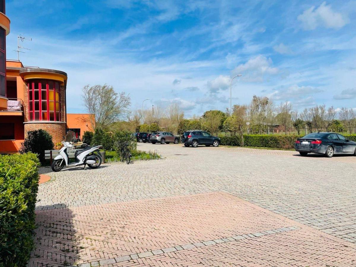 Regina Del Mare Holiday Apartments Tirrenia Exterior foto